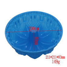 Load image into Gallery viewer, Silicone Crown Shaped Cake Mould