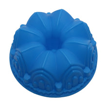 Load image into Gallery viewer, Silicone Crown Shaped Cake Mould